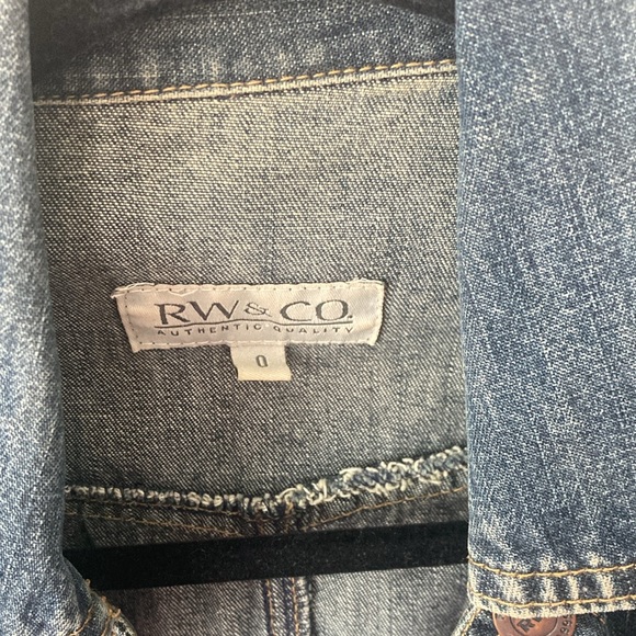 RW & Co ladies size 0 Jean jacket - Picture 3 of 4